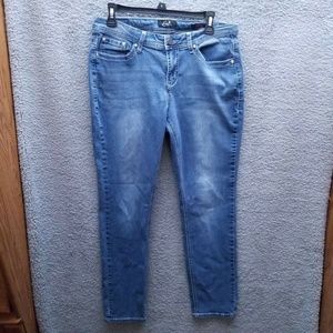 Earl Jeans Women's 12 Skinny Blue Bootcut Jeans Embroidered 32.5" 29" 9.75"